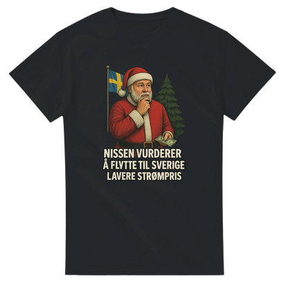 Nissen flytter til Sverige -Morsom Tekstprint - Norsk design